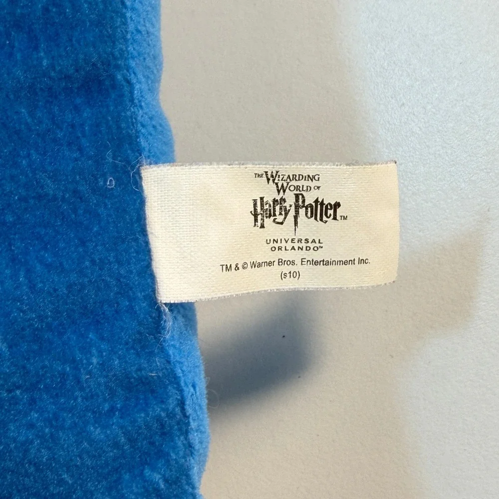 The Wizarding World of Harry Potter good preowned